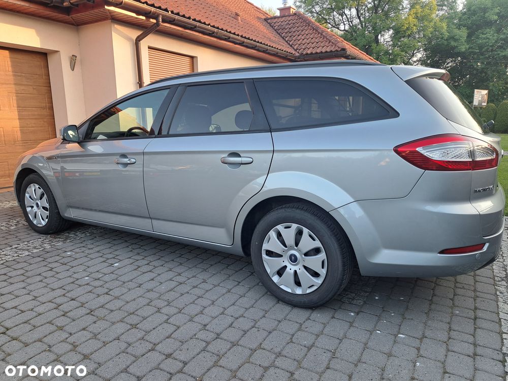 Ford Mondeo 2.0 TDCi Champions Edition - 15