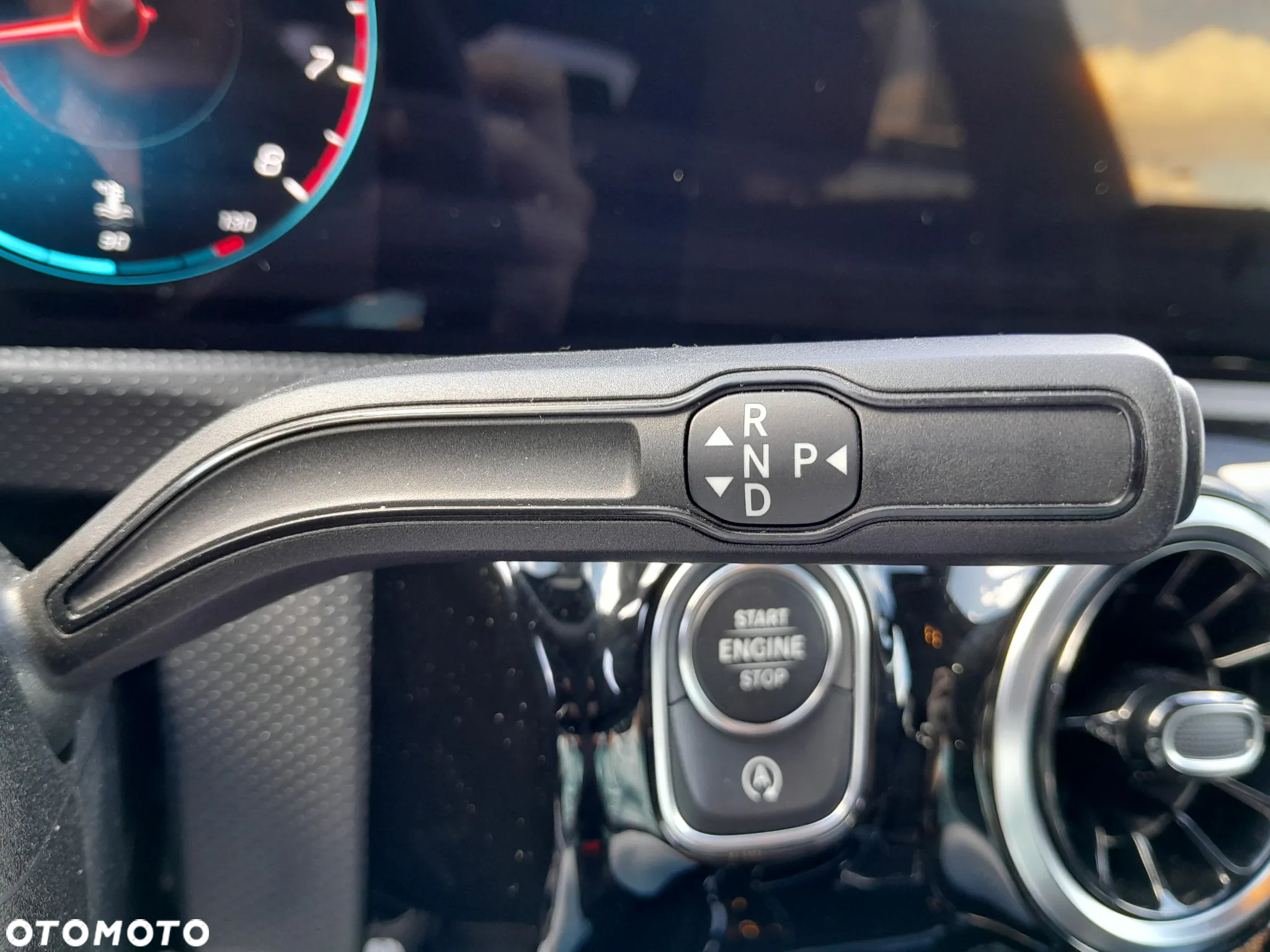 Mercedes-Benz CLA 180 7G-DCT - 13