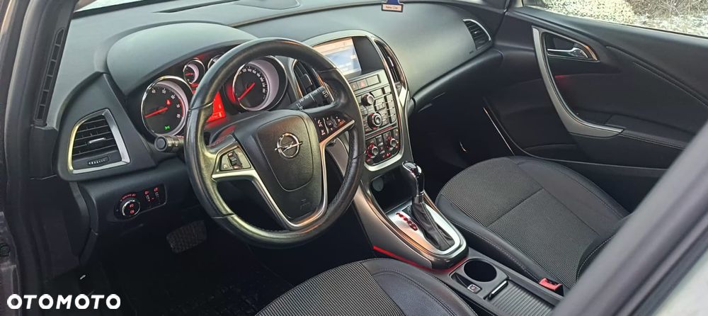 Opel Astra 1.4 Turbo Automatik Cosmo - 29