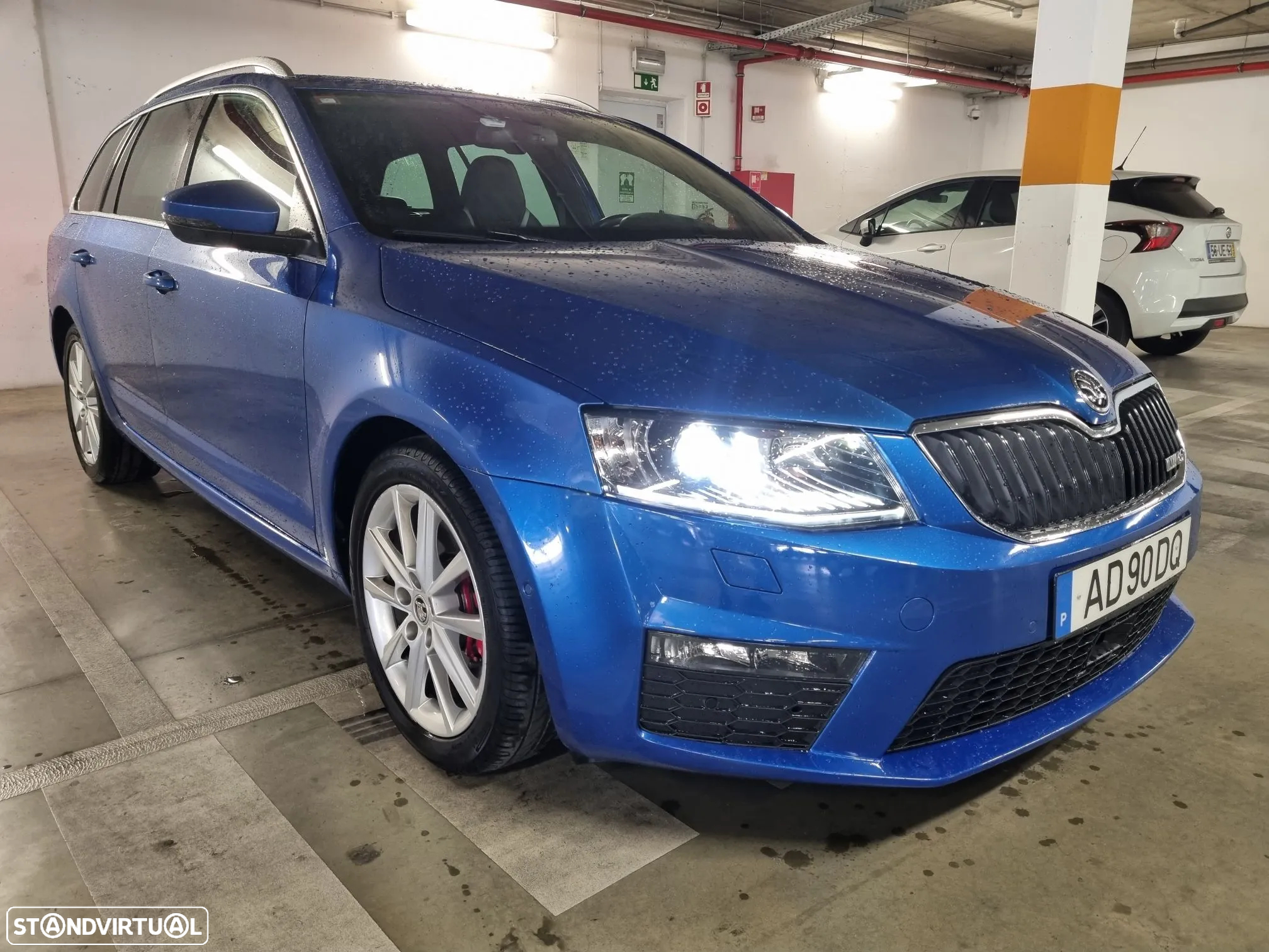 Skoda Octavia Break 2.0 TDI 4x4 DSG RS - 6