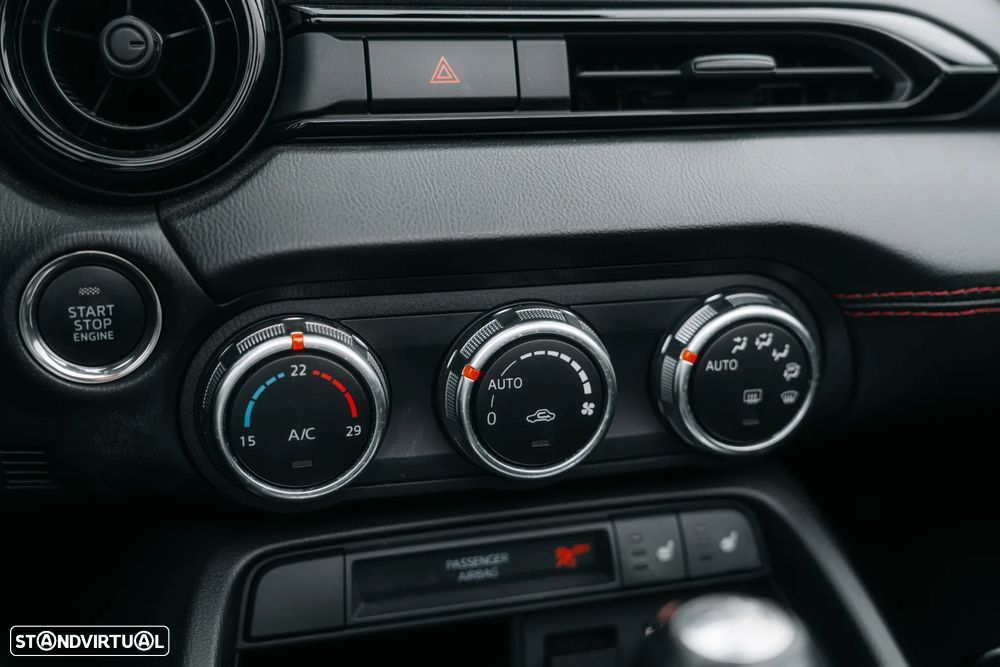 Mazda MX-5 MZR 1.5 RF Sky.Excell.Navi - 29