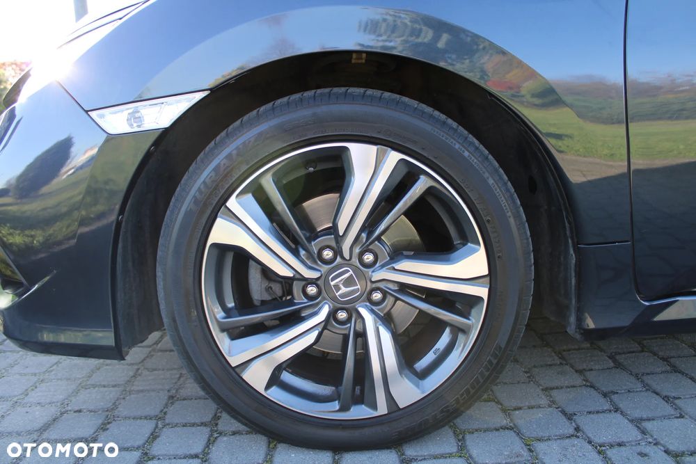 Honda Civic 1.5 T Elegance - 9