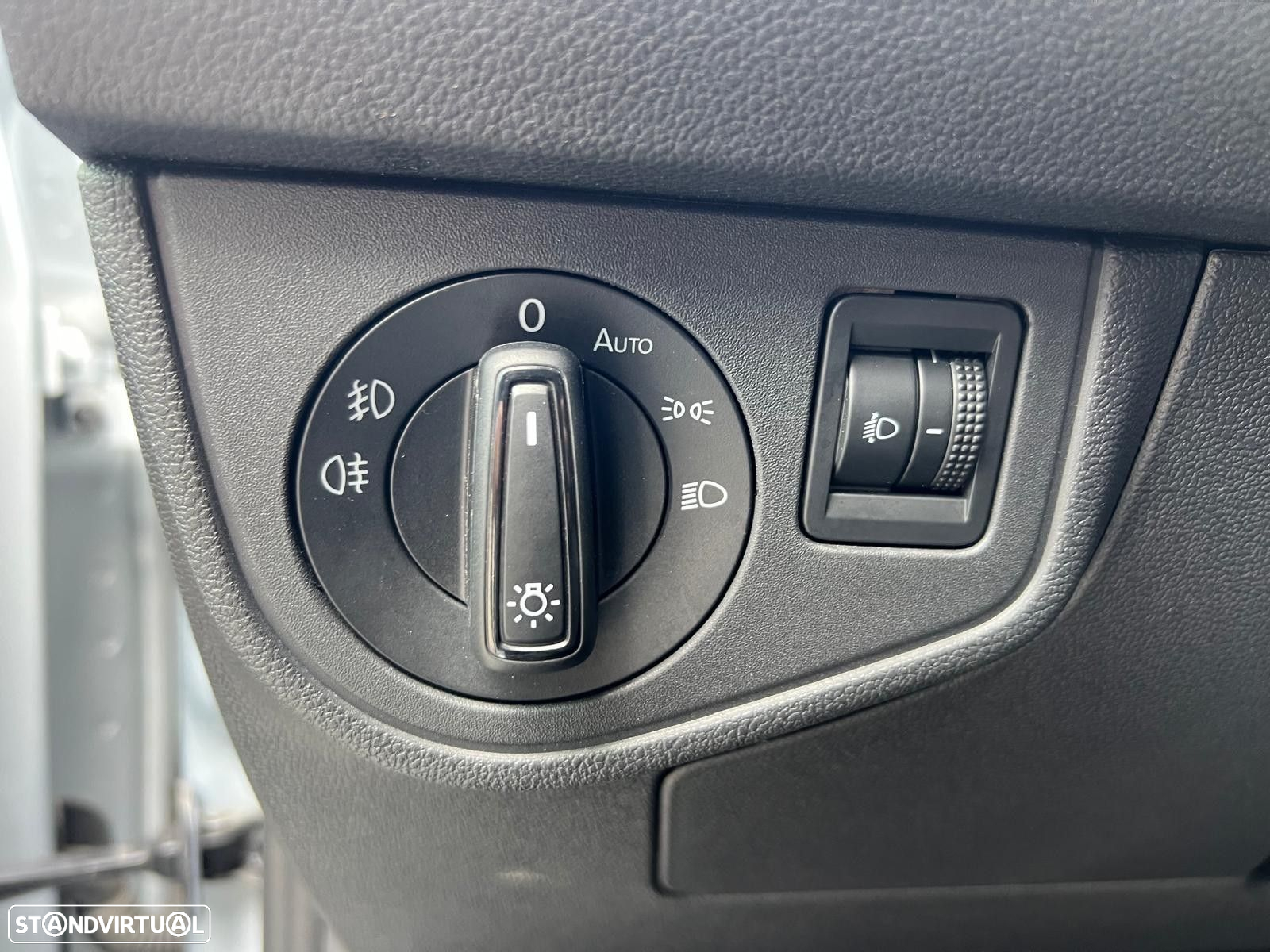 VW Polo 1.0 TSI Urban - 12