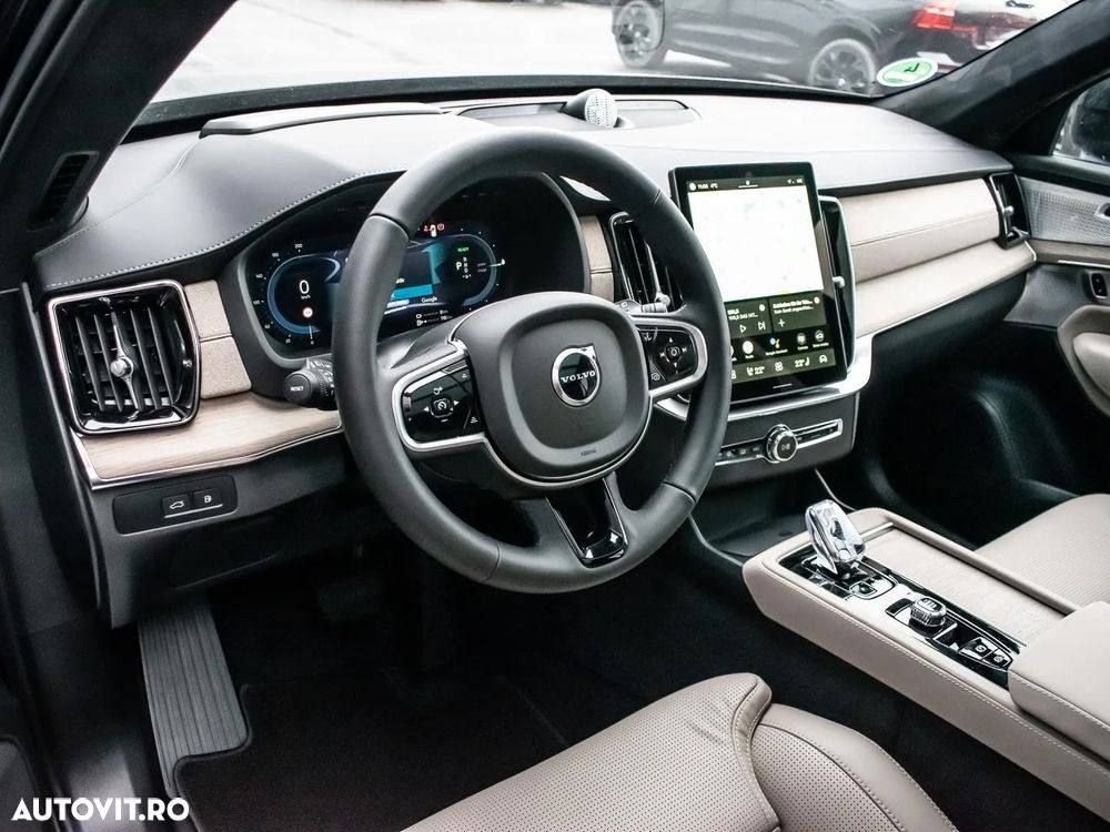 Volvo XC 90 T8 AWD Plug-in Hybrid Ultra Dark - 6