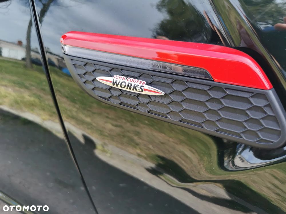 MINI John Cooper Works Essential Trim - 17