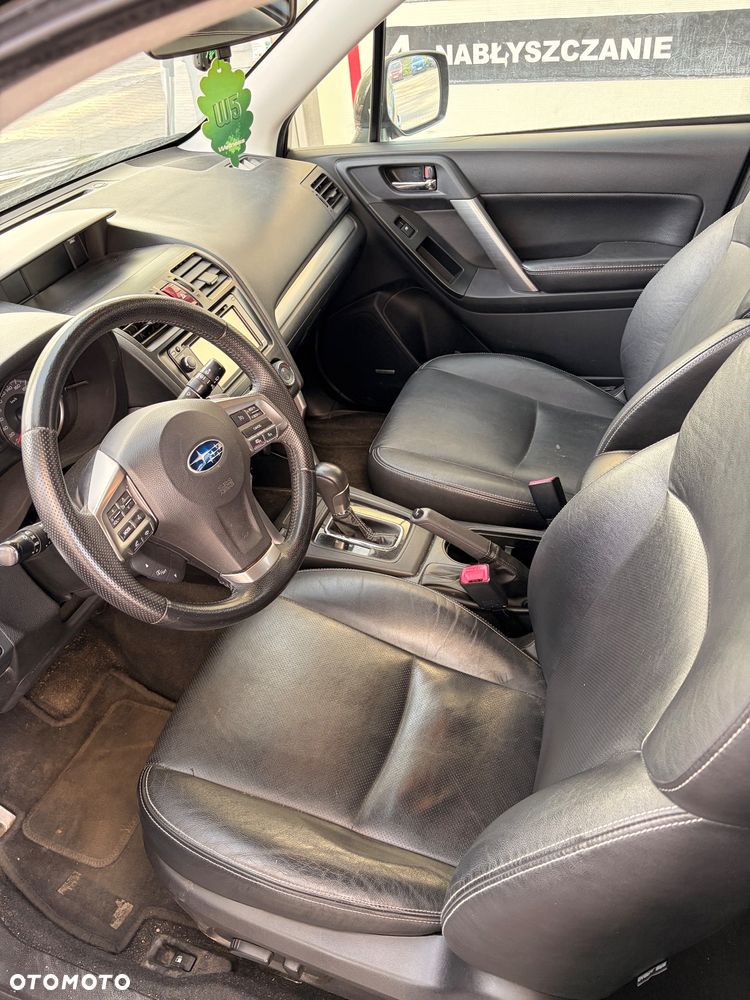 Subaru Forester 2.0XT Comfort Lineartronic - 13