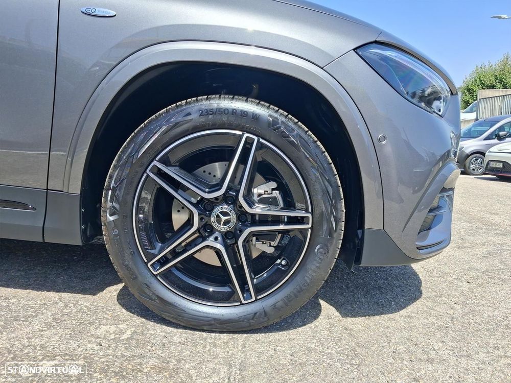 Mercedes-Benz GLA 250 e AMG Line - 4