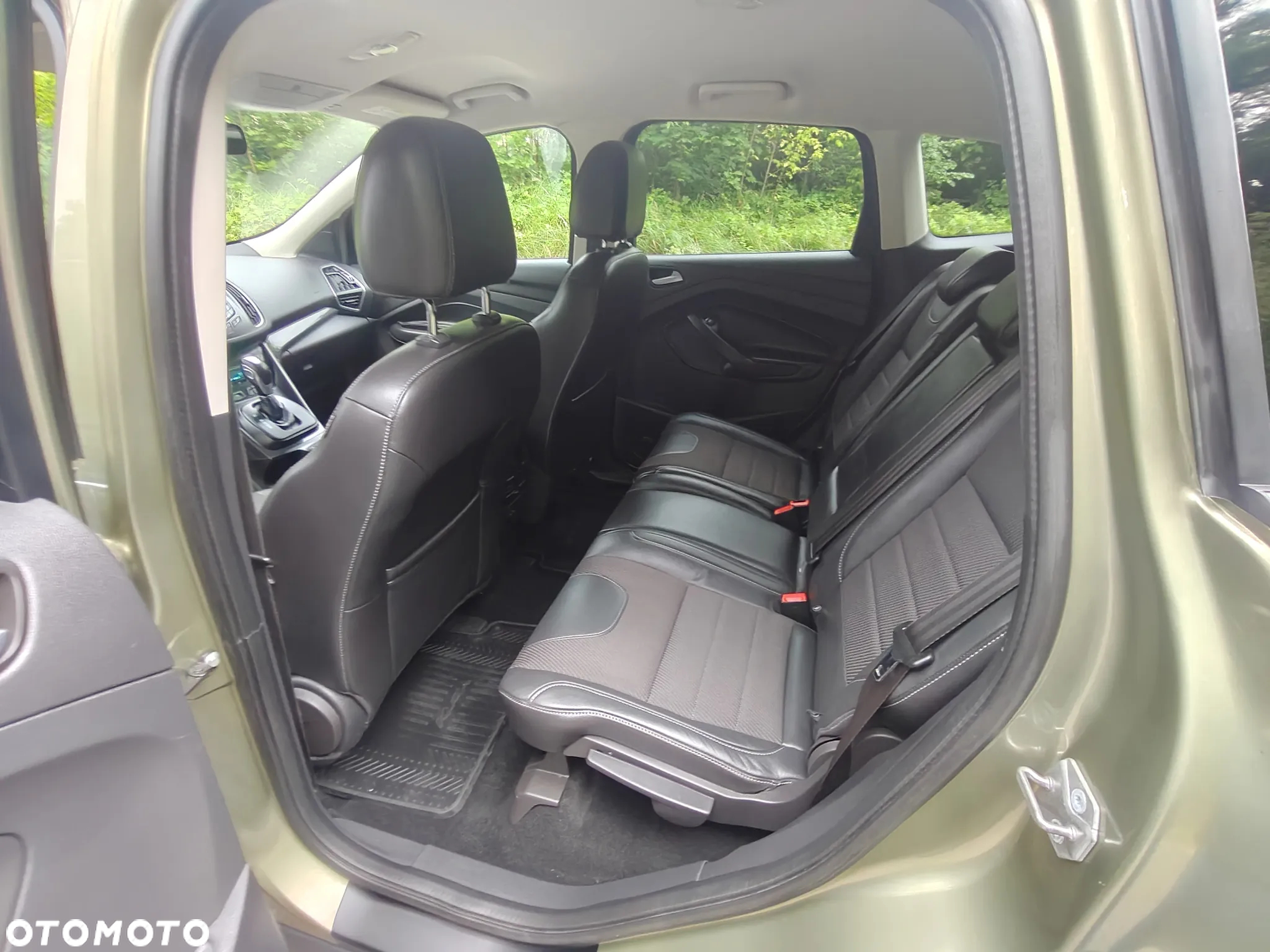 Ford Kuga 2.0 TDCi 4x4 Titanium - 30