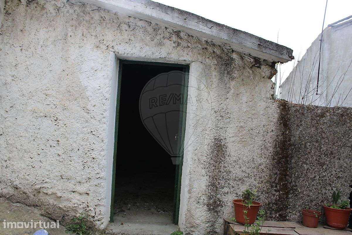 Moradia T2 para venda - Grande imagem: 2/8