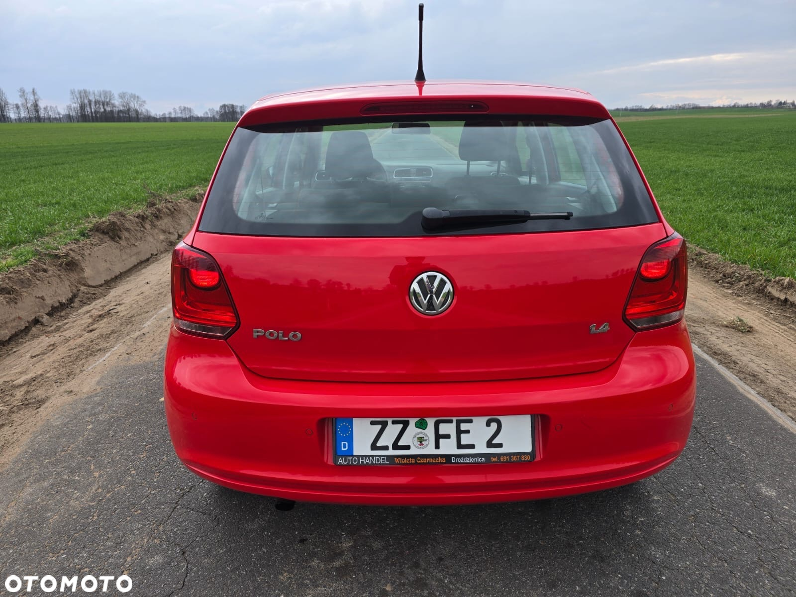 Volkswagen Polo 1.4 Comfortline - 9
