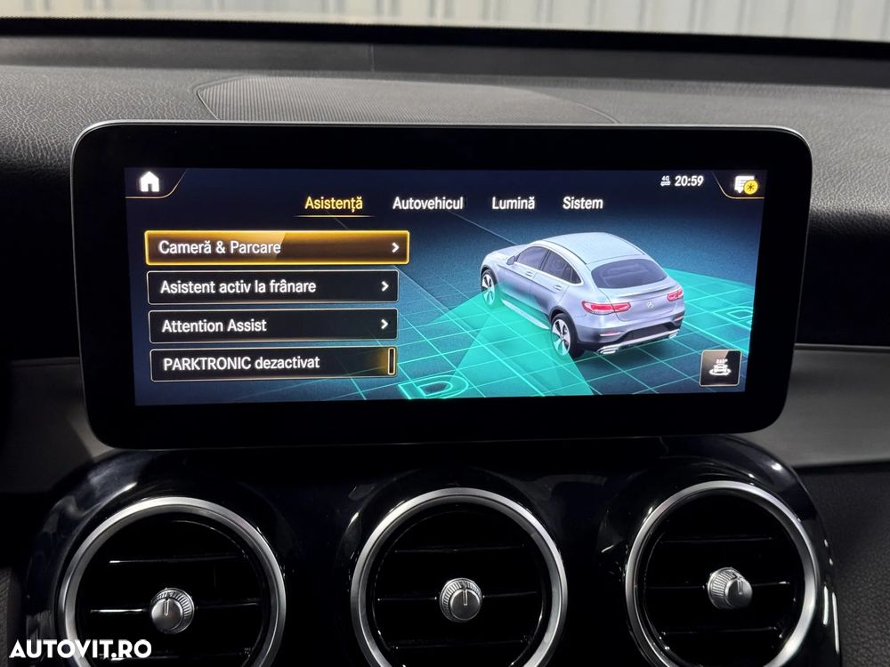 Mercedes-Benz GLC 300 e 4Matic 9G-TRONIC AMG Line Plus - 31