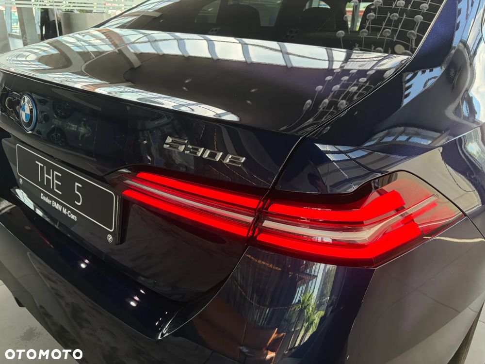 BMW Seria 5 530e PHEV M Sport - 12