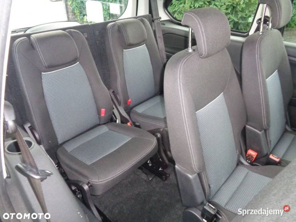 Ford Galaxy - 10