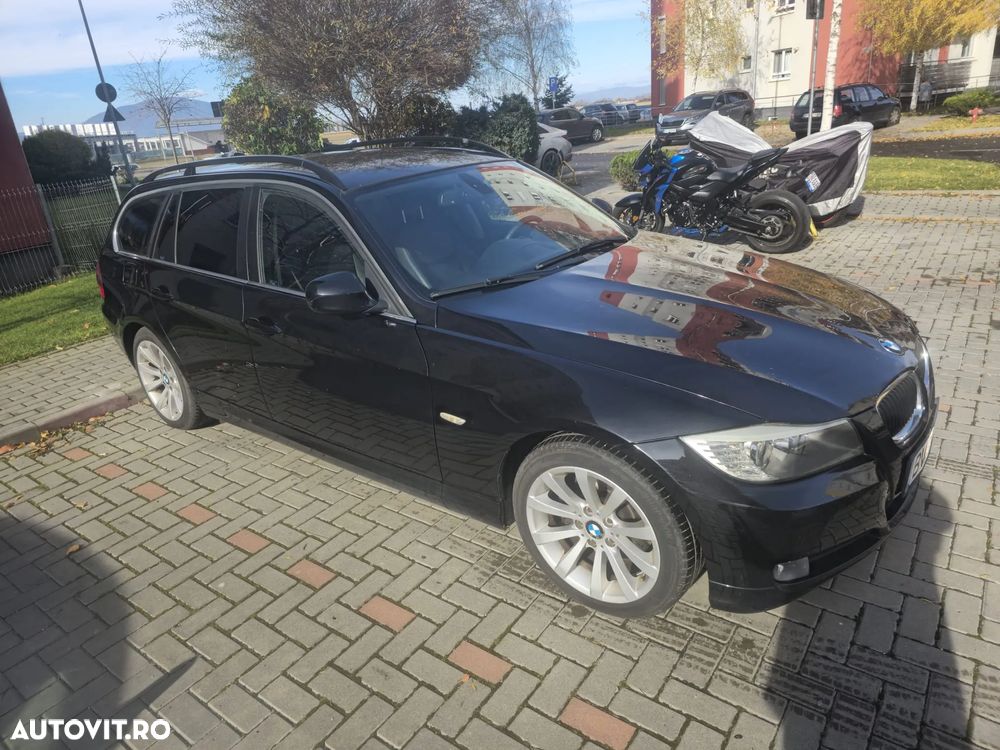 BMW Seria 3 318d Touring - 4
