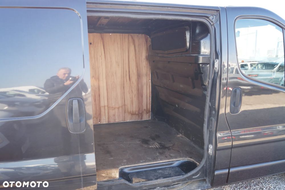 Opel VIVARO - 14