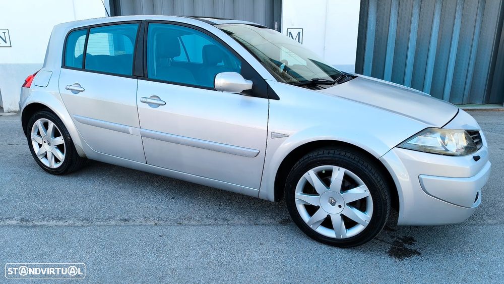 Renault Mégane 2.0 dCi SE Exclusive - 21
