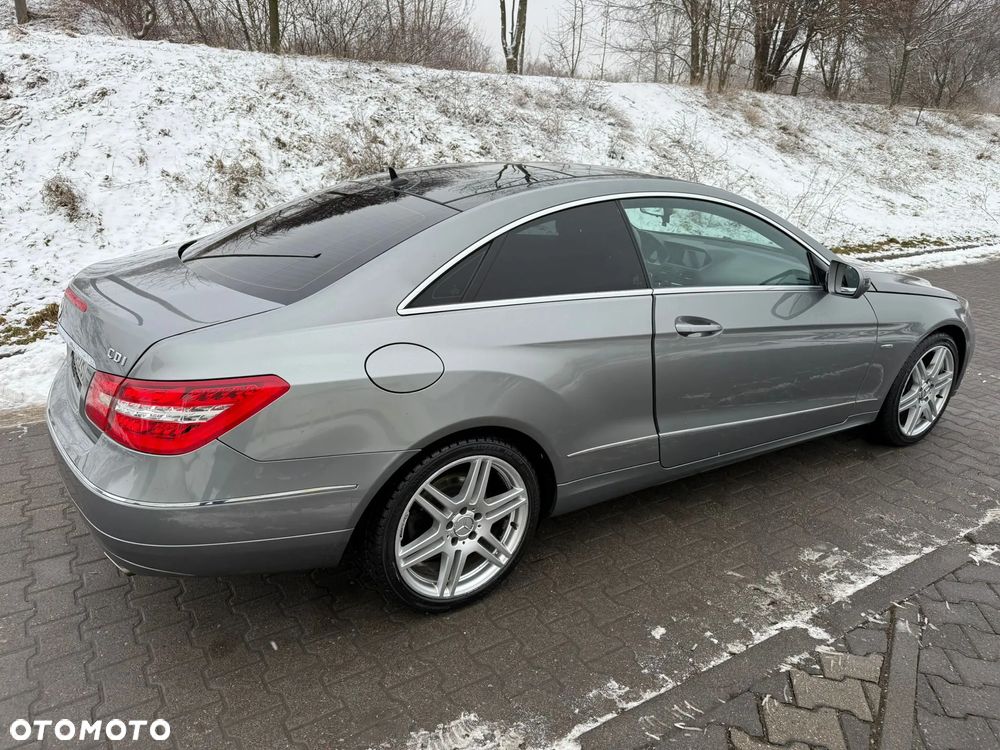 Mercedes-Benz Klasa E - 20