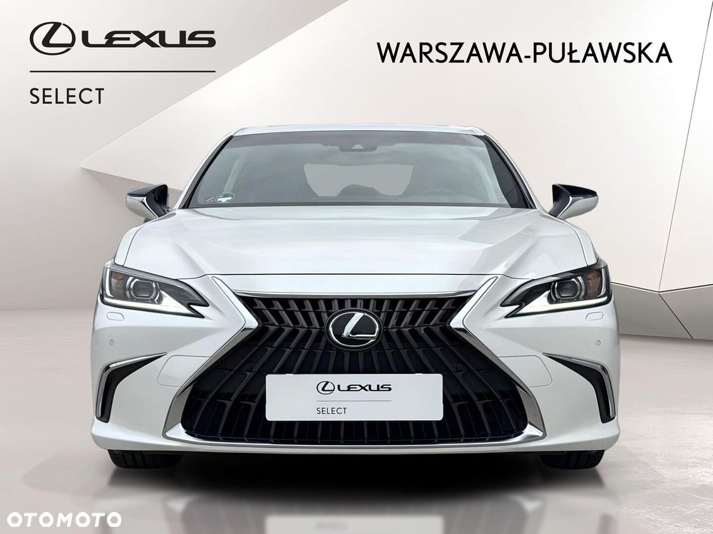 Lexus ES 300h Business Edition - 8
