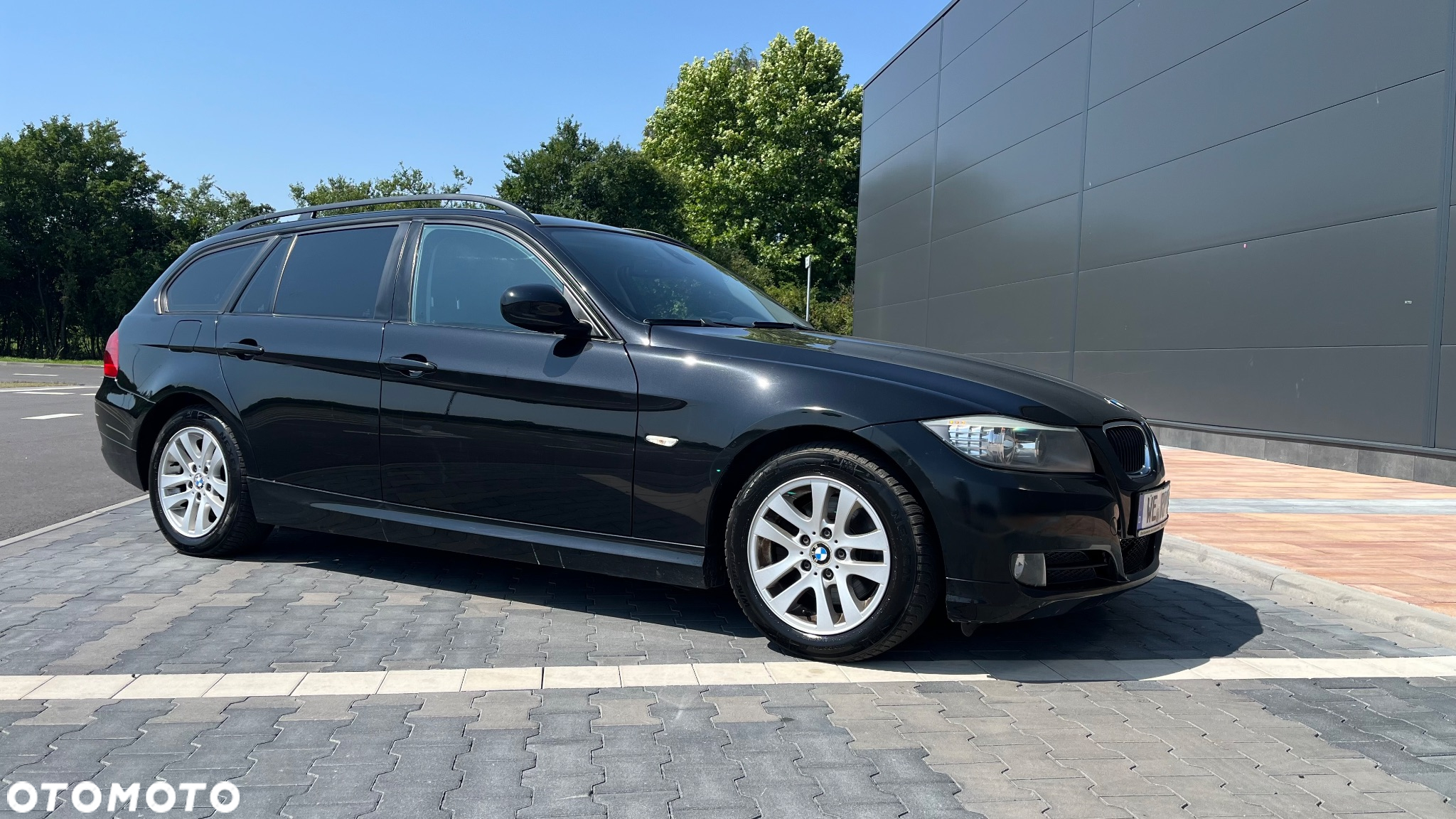 BMW Seria 3 320d DPF Touring - 3