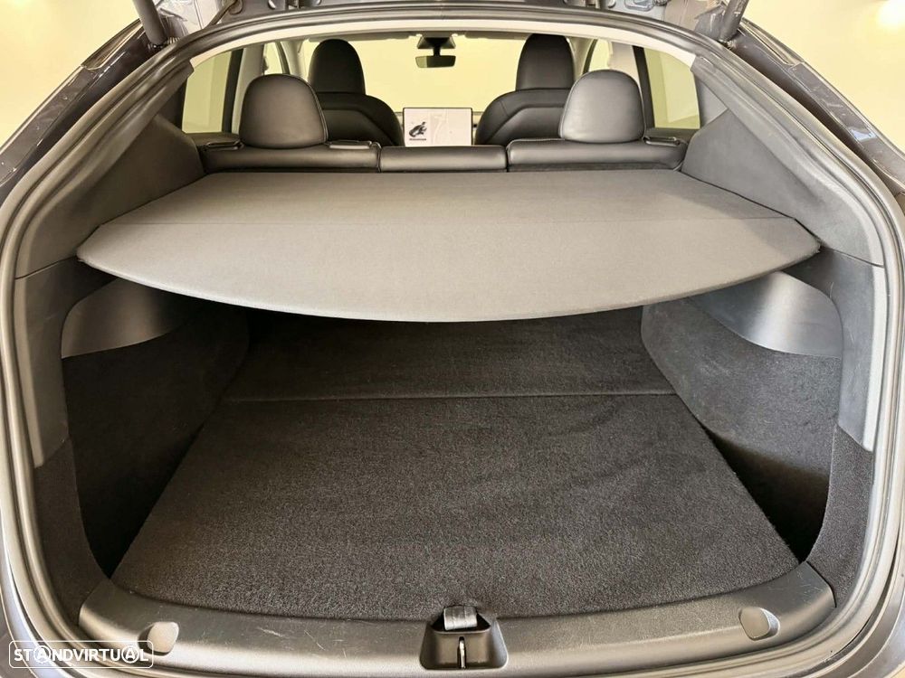 Tesla Model Y Long Range Tração Integral - 18