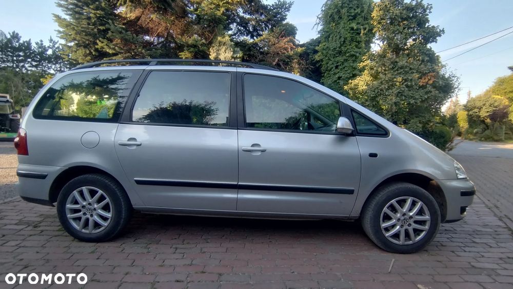 Volkswagen Sharan - 1