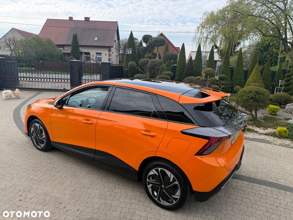 MG 4 Luxury 64 kWh - 14