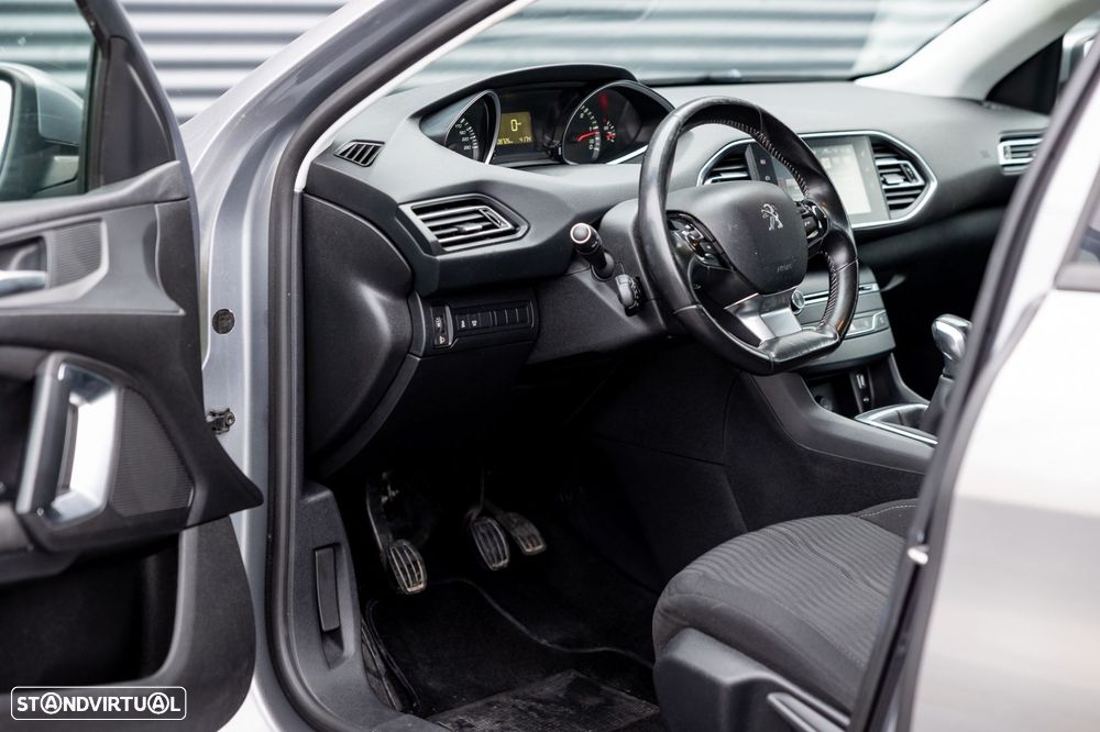 Peugeot 308 SW 1.6 BlueHDi Active - 20