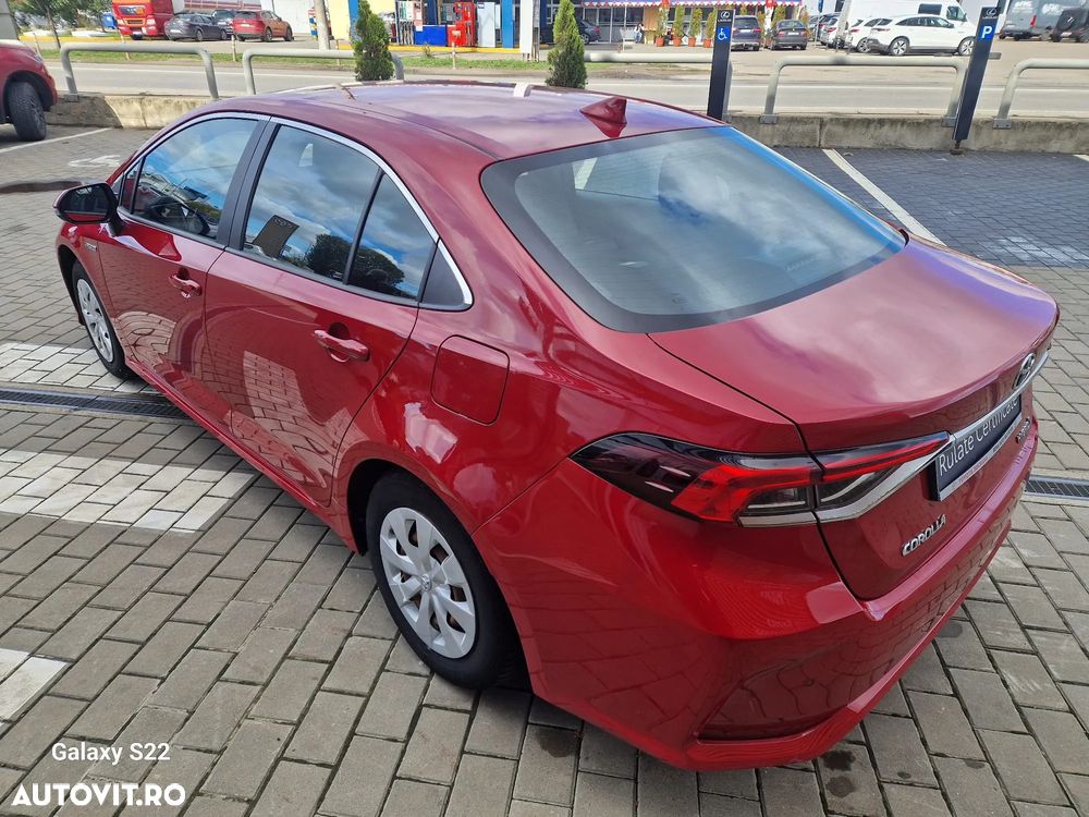 Toyota Corolla Sedan 1.8 HSD Business - 7