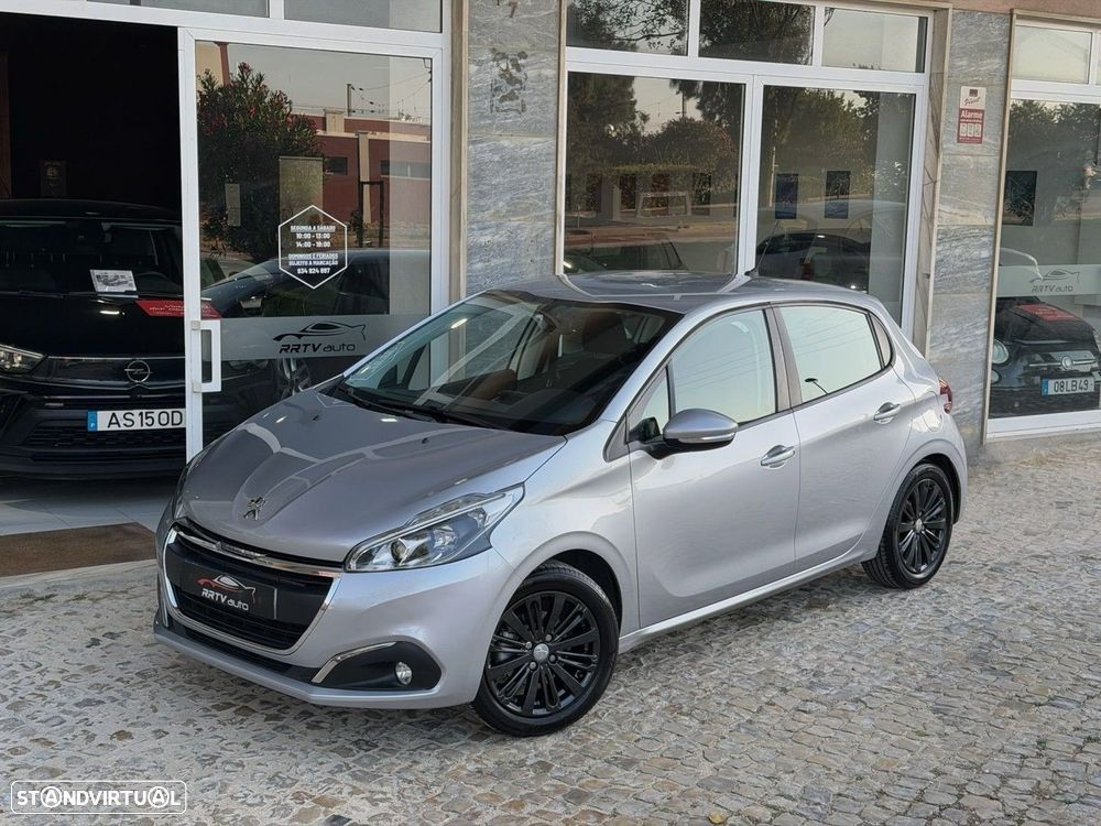 Peugeot 208 1.2 PureTech Style - 1