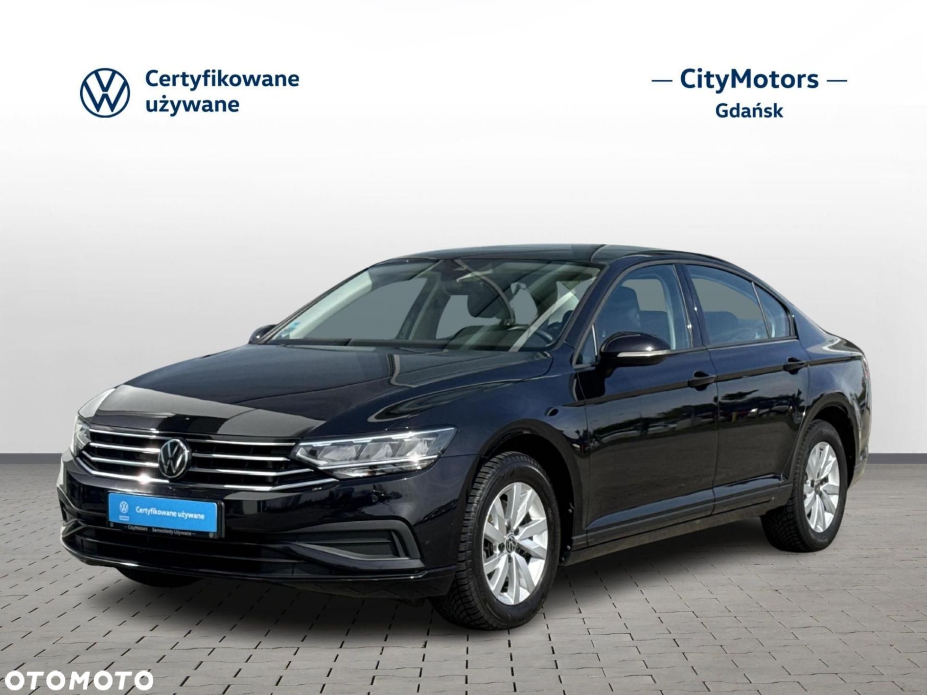 Volkswagen Passat - 1
