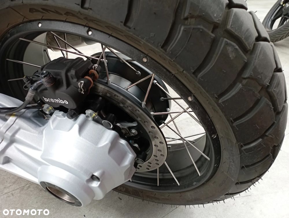 Moto Guzzi Stelvio - 19