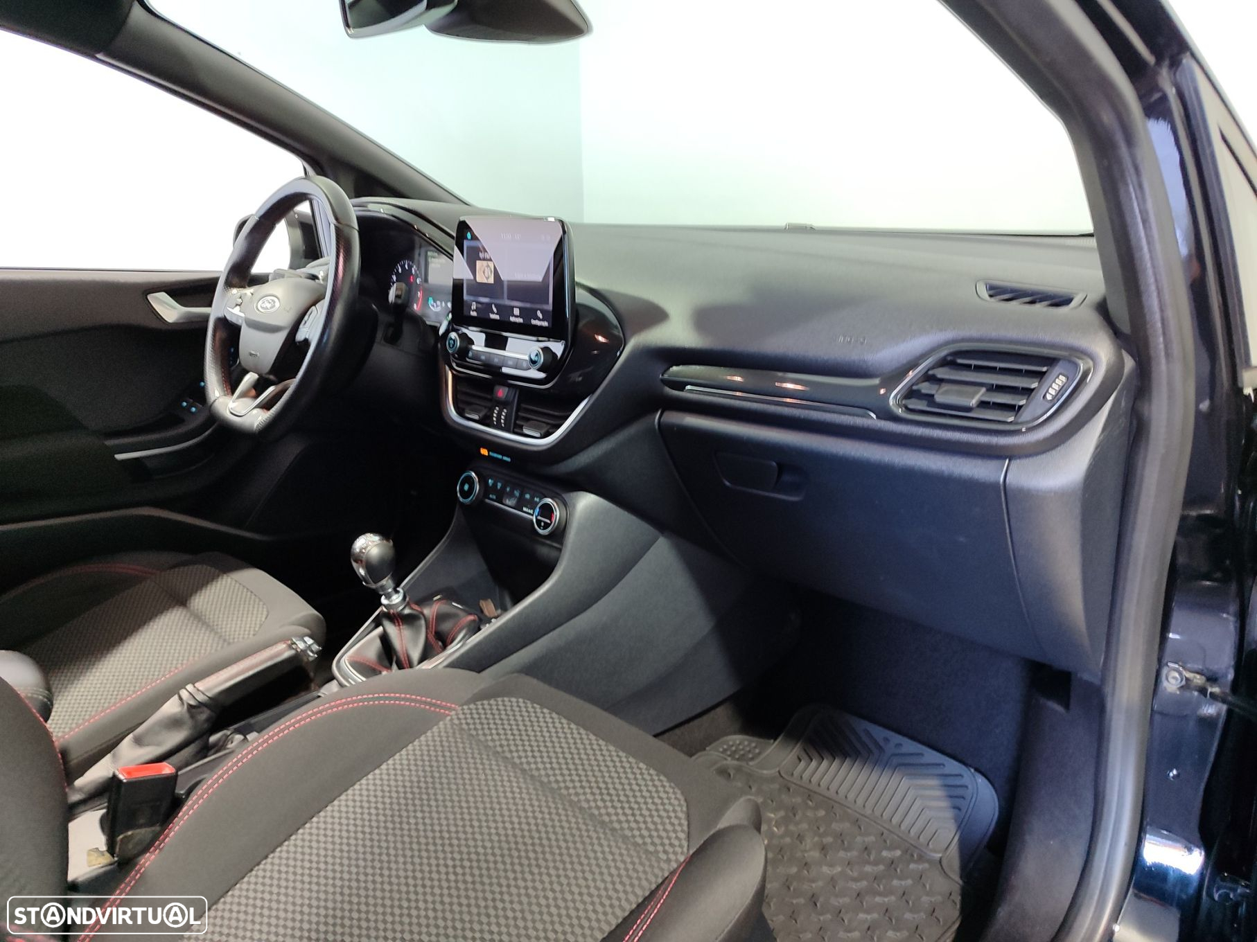 Ford Fiesta 1.0 EcoBoost ST-Line - 19