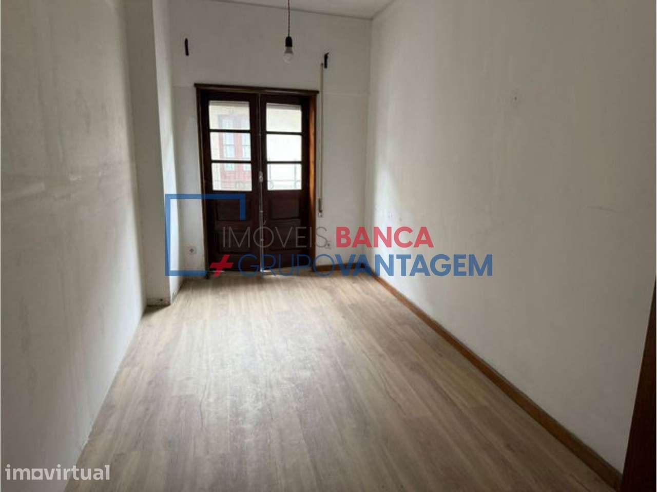 T1 localizado no Centro Historico do Porto - Grande imagem: 2/7