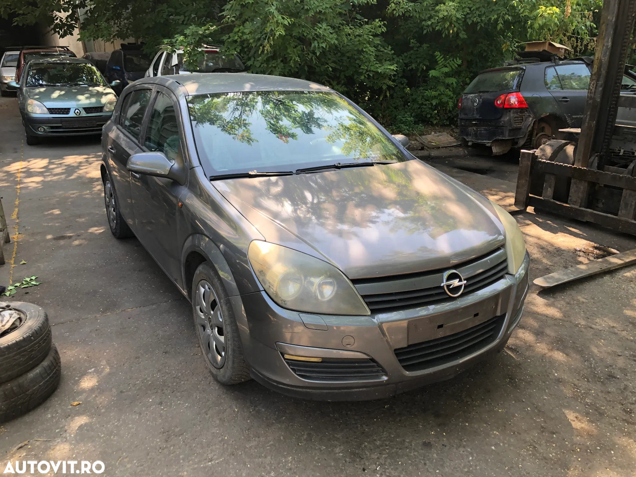 Dezmembrez Opel Astra H 2006 1.4 1.6 benzina Z155 - 2