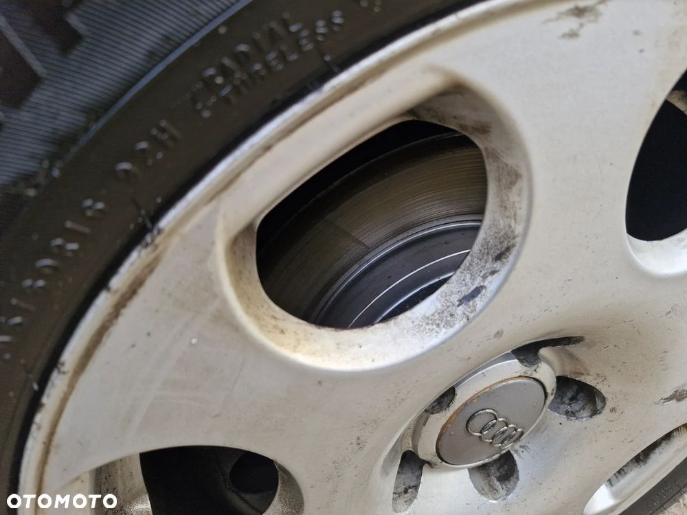 Audi A4 Limousine 2.0 TDI DPF - 10