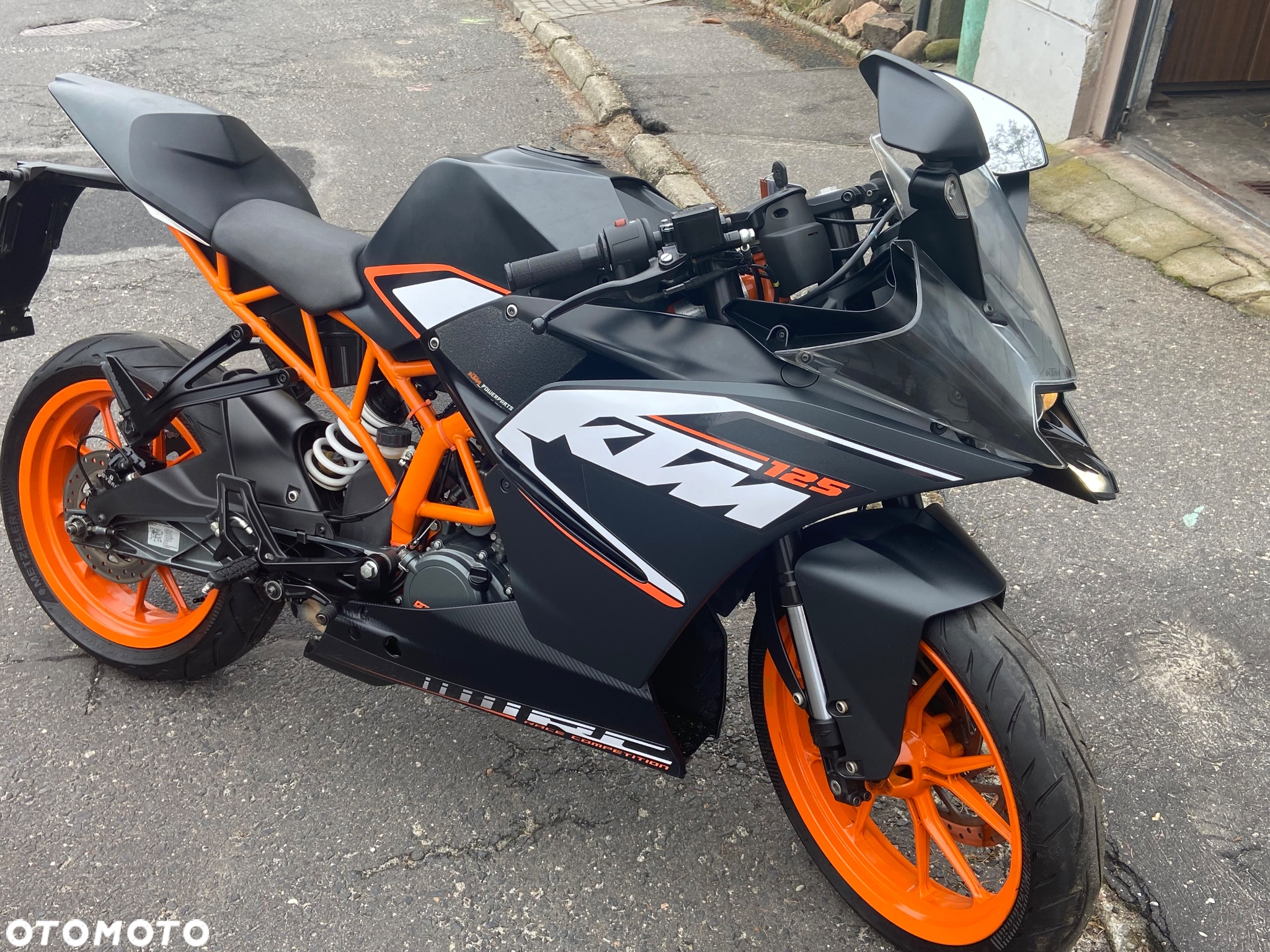 KTM RC 125 - 3