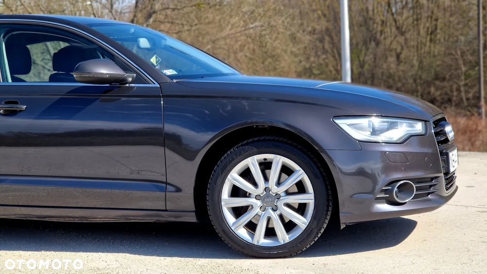 Audi A6 - 4