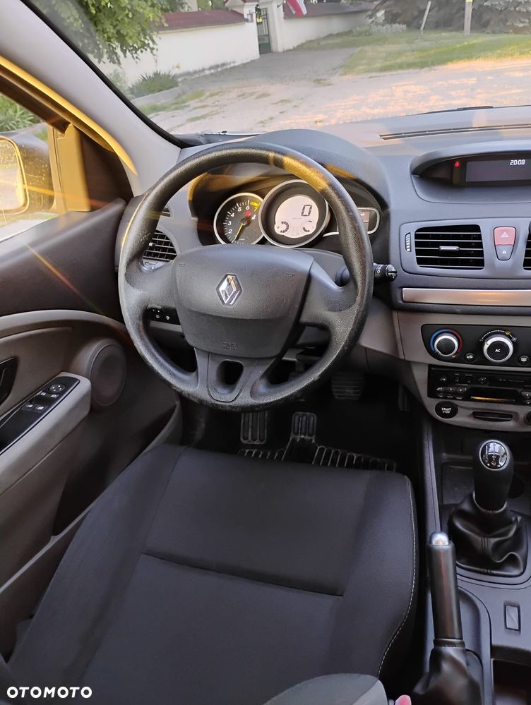 Renault Megane 1.6 16V Expression - 13