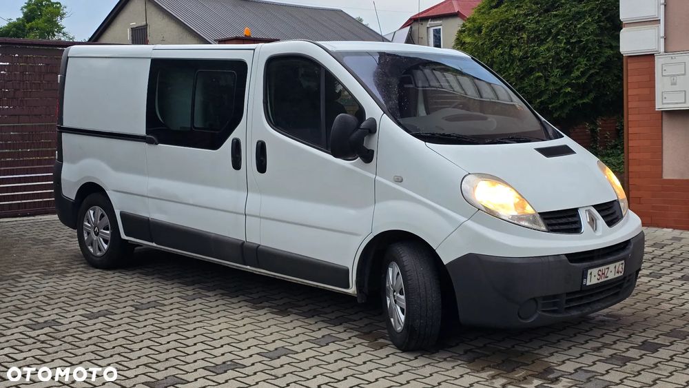 Renault Trafic - 18