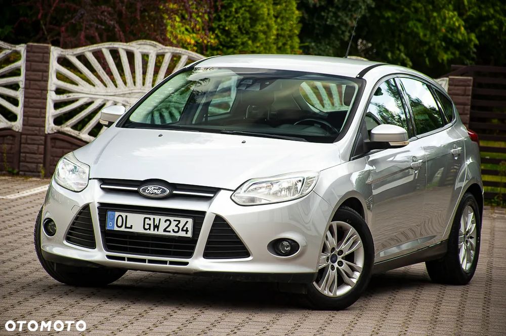 Ford Focus 2011 photo 3