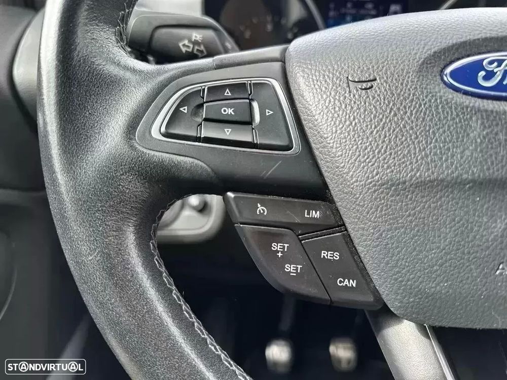 Ford Kuga 1.5 TDCi ST-Line Limited Edition - 49