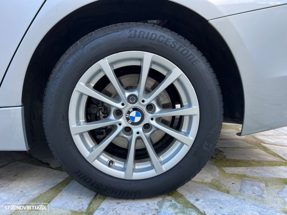 BMW 318 d Line Modern - 17