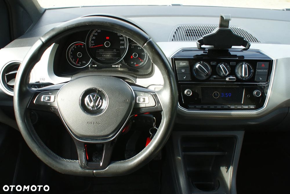 Volkswagen up! - 8