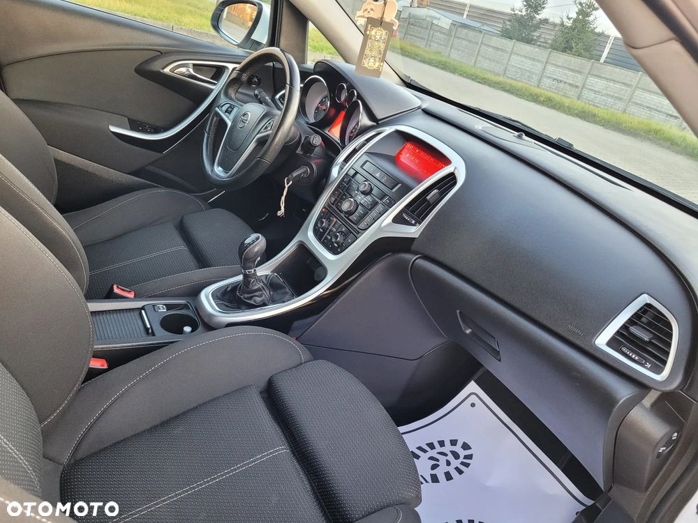 Opel Astra 1.4 Turbo Sports Tourer - 17