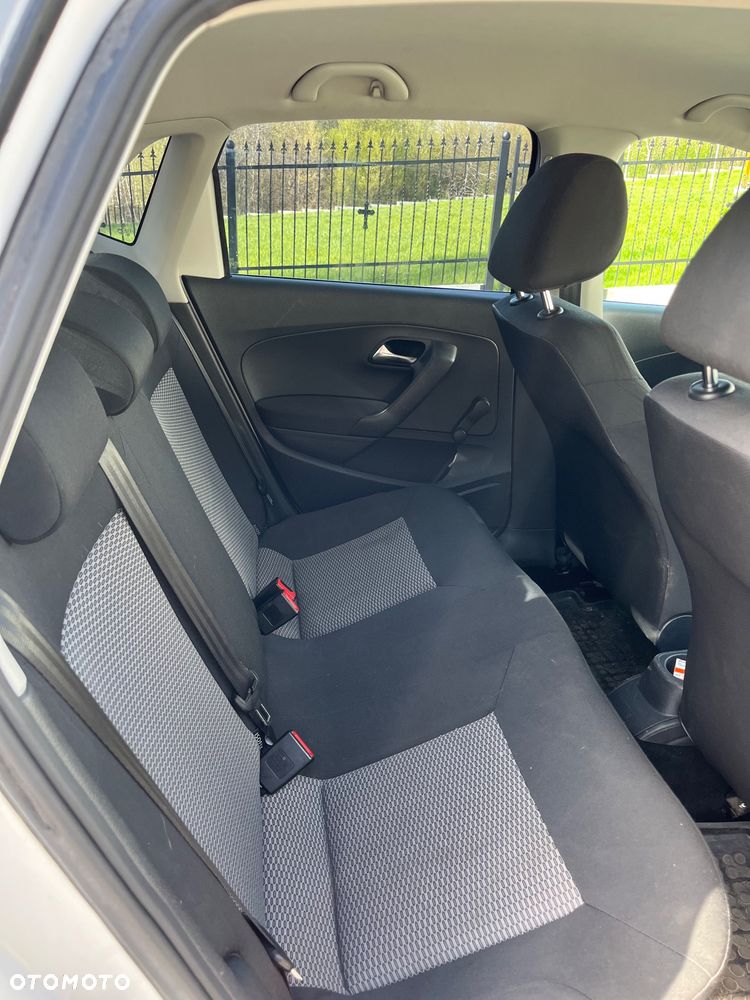 Volkswagen Polo - 9