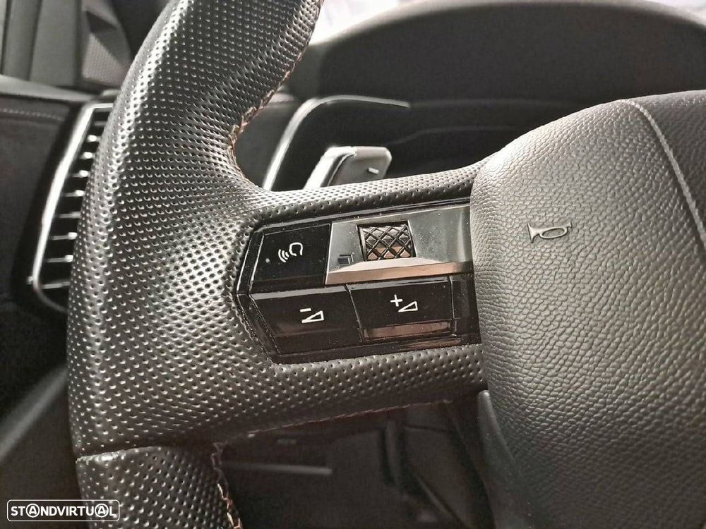 DS DS7 1.5 BlueHDi Performance Line EAT8 - 16