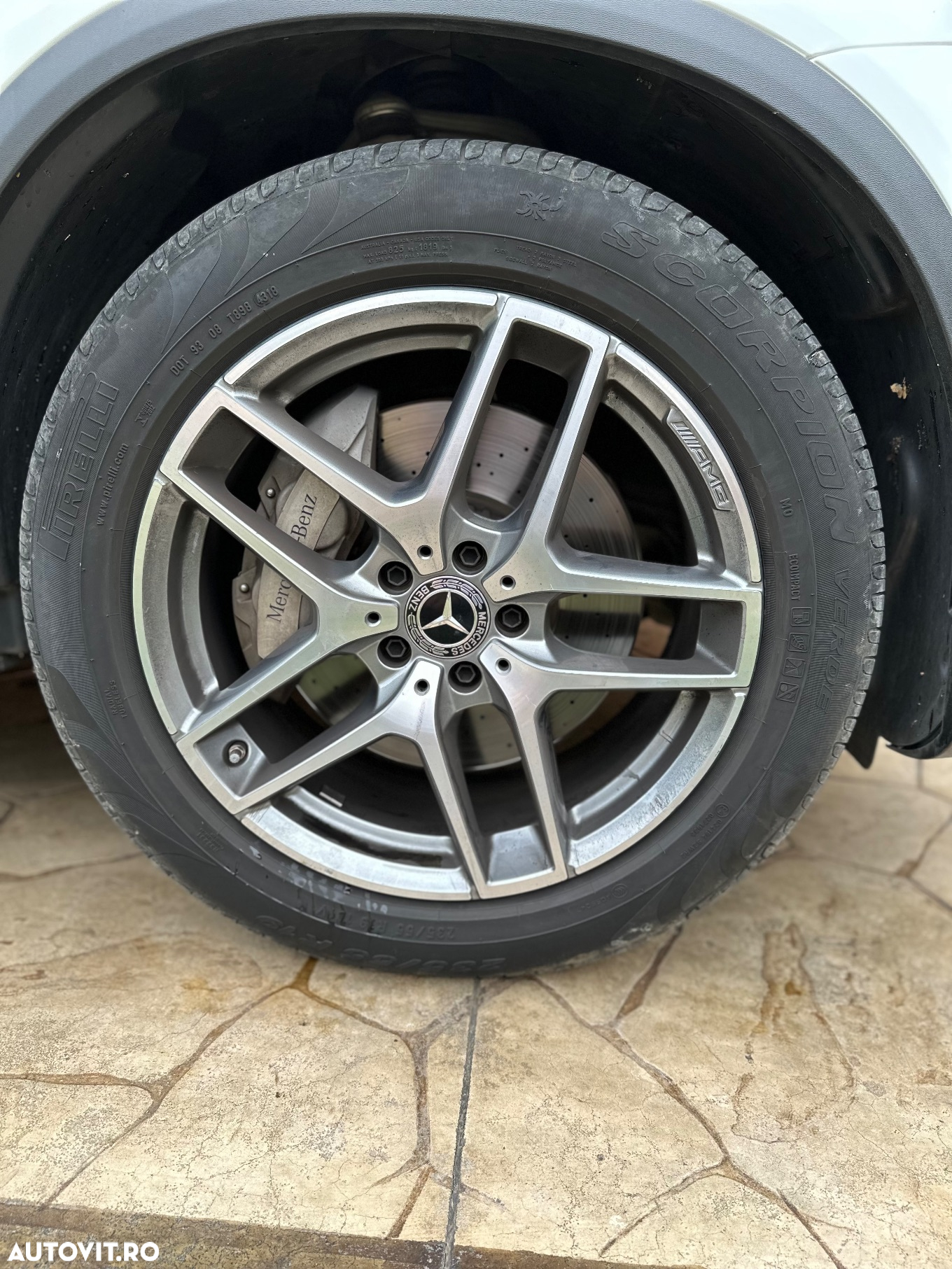 Mercedes-Benz GLC 250 4Matic 9G-TRONIC AMG Line - 7