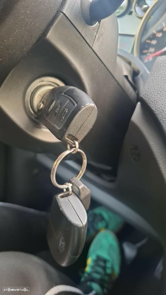 Ford C-Max 1.6 TDCi Titanium - 16