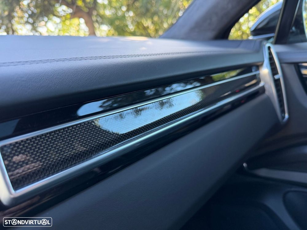 Porsche Cayenne Coupé E-Hybrid Platinum Edition - 34