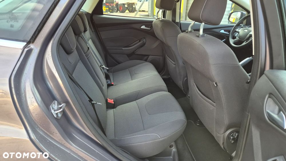 Ford Focus - 9
